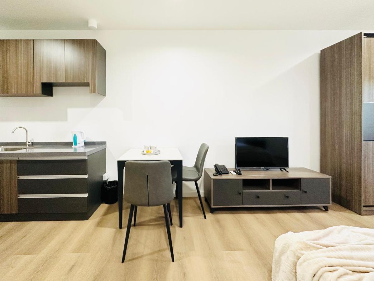 Mangrove Residences Mactan Punta Engano  Екстер'єр фото
