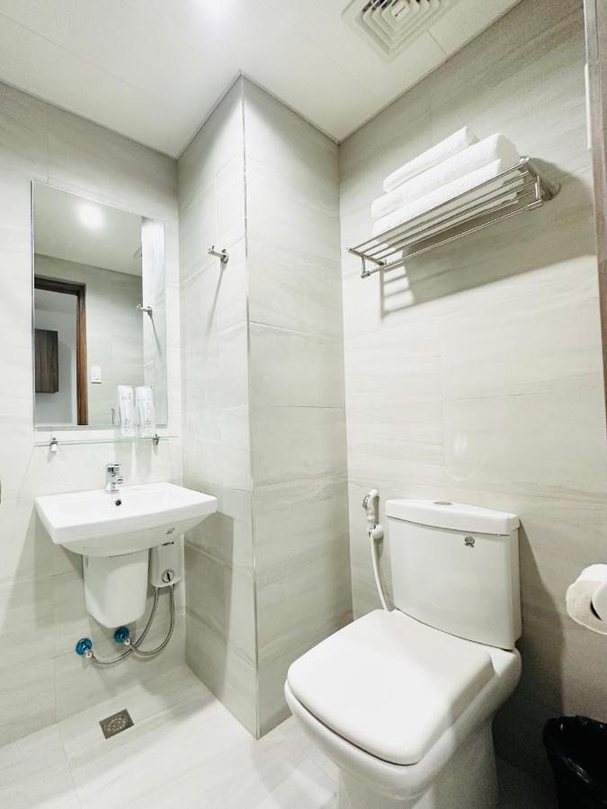 Mangrove Residences Mactan Punta Engano  Екстер'єр фото