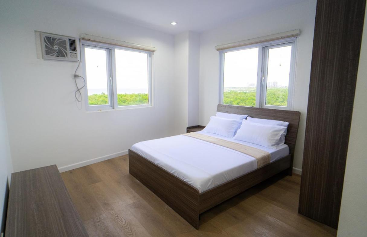Mangrove Residences Mactan Punta Engano  Екстер'єр фото